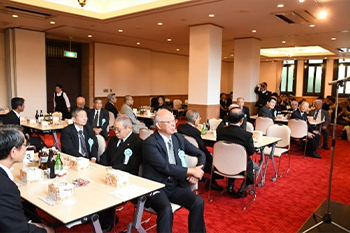 直会会場の様子