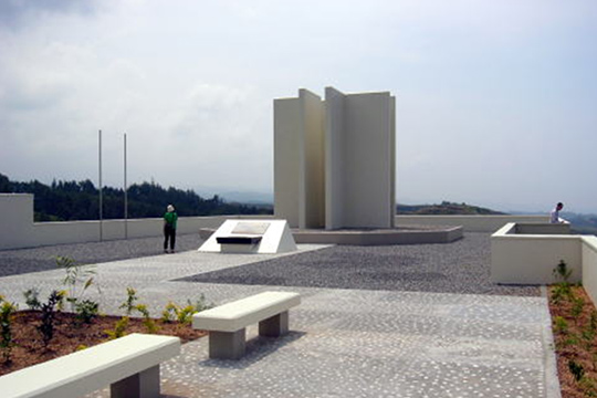 民間建立戦没者慰霊碑・ソロモン（太平洋戦争戦没者慰霊協会建立）